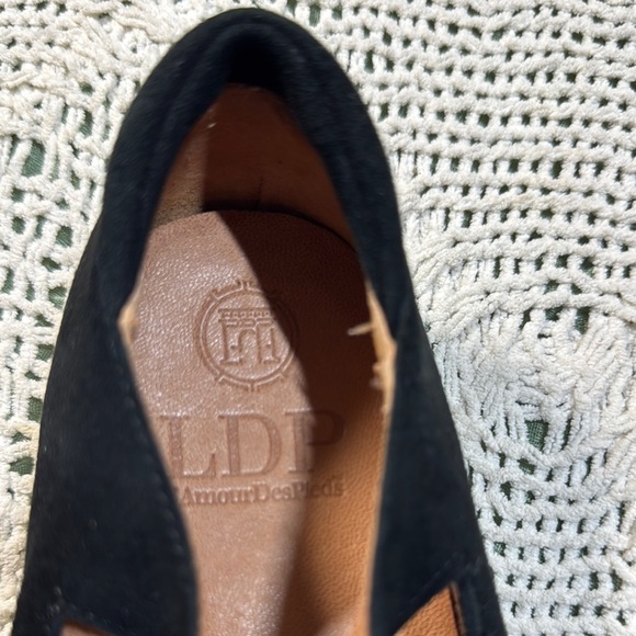 L’Amour Des Pieds Kanav Classic Black and White Sneakers Size 7 1/2 - Picture 7 of 8